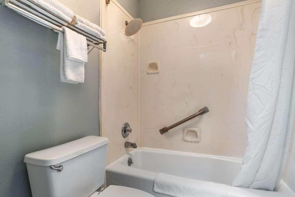 Econo Lodge Inn&Suites Filadelfia Habitación foto