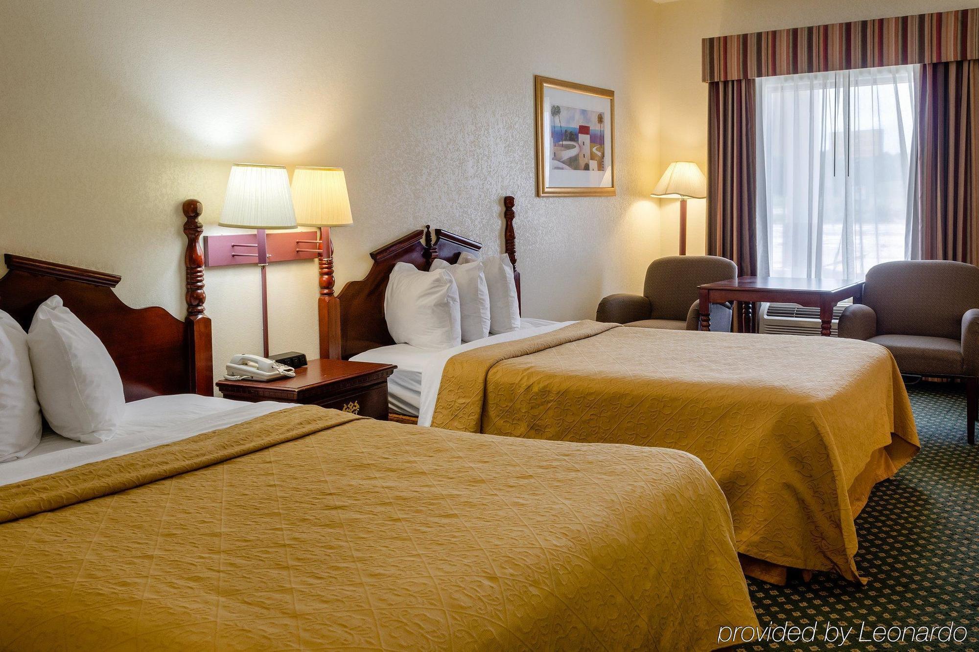 Econo Lodge Inn&Suites Filadelfia Exterior foto