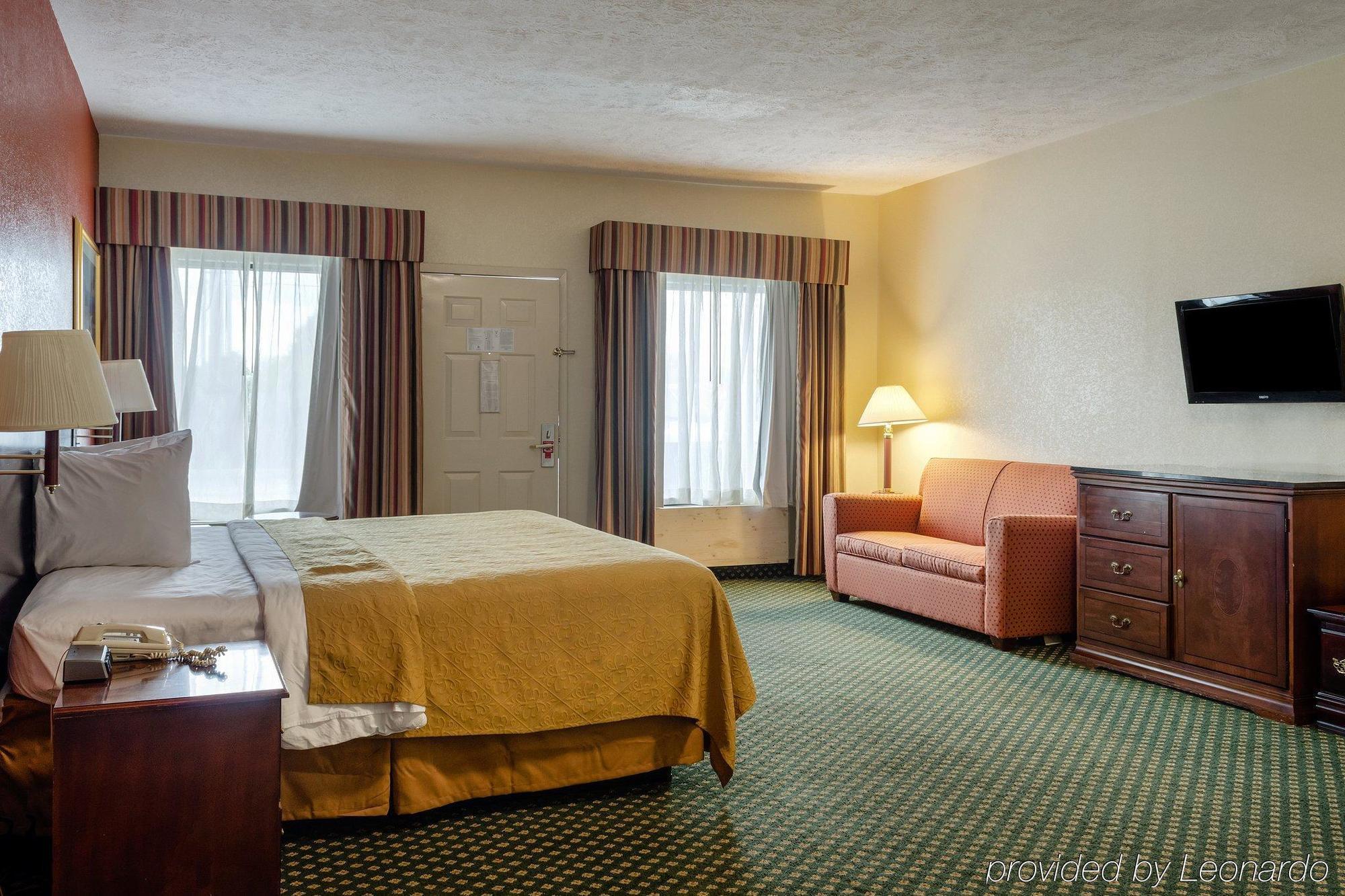 Econo Lodge Inn&Suites Filadelfia Exterior foto